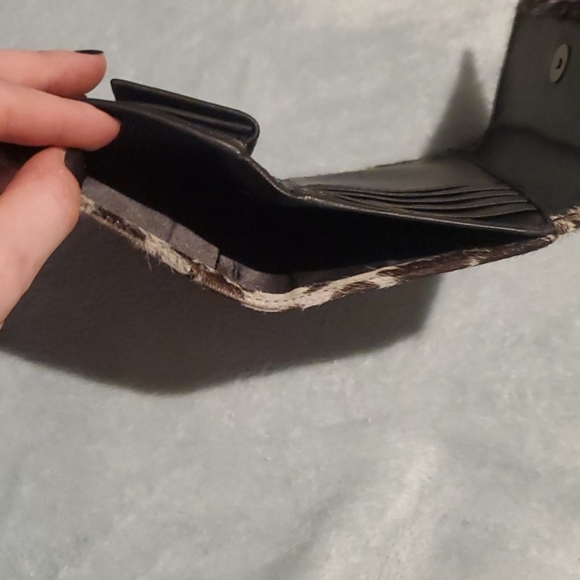 Cow Hide Wallet - Picture 4 of 5